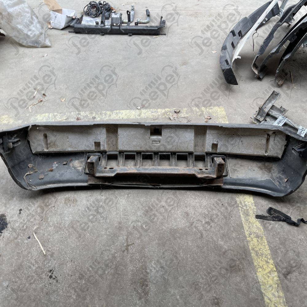 Occasion : Pare chocs avant noir pour Jeep Grand Cherokee ZJ, ZG (1992-1996)