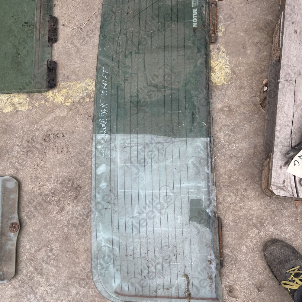 Occasion : Vitre arrière (lunette) pour Jeep Cherokee Chief SJ
