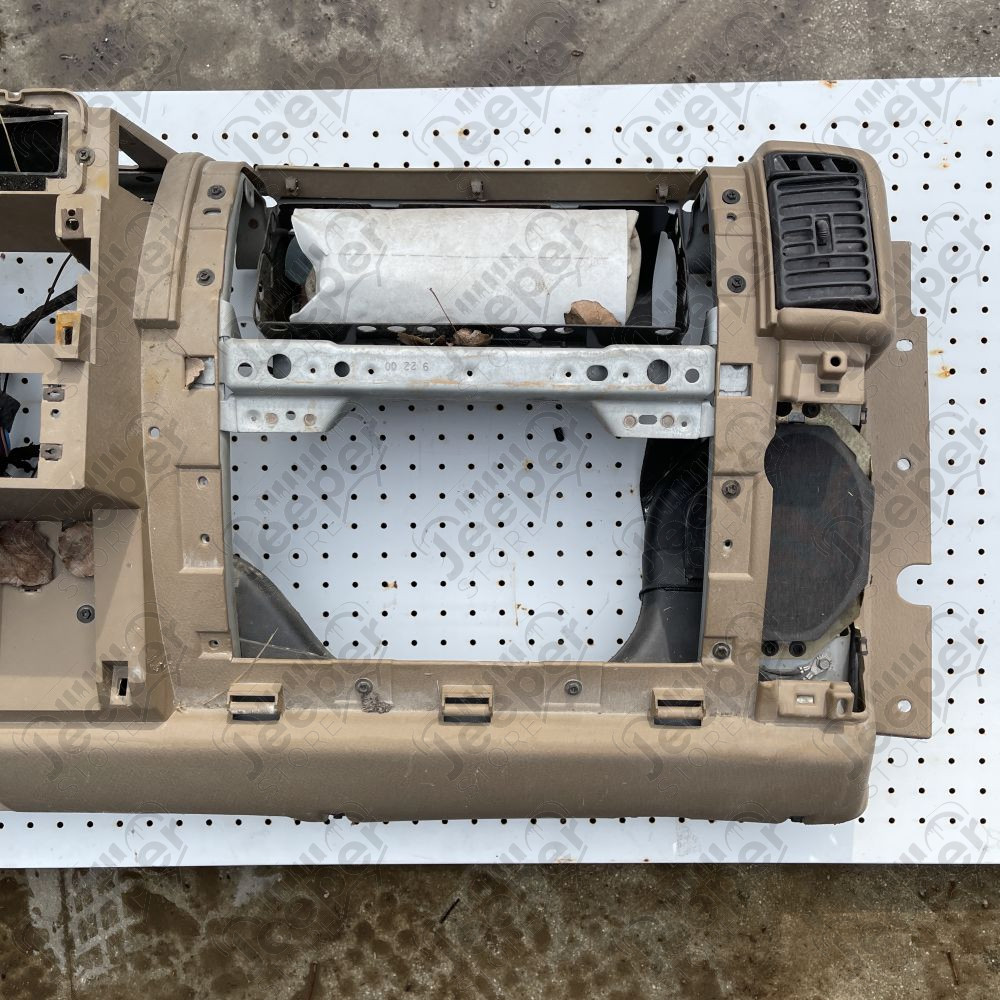 Occasion : Tableau de bord beige pour Jeep Wrangler TJ (1996-2002)