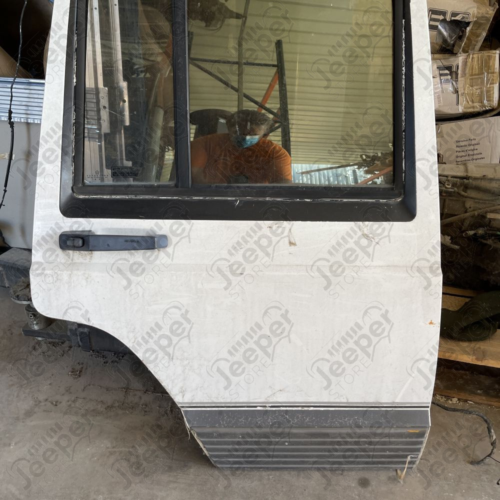 Occasion : Porte arrière droite blanche pour Jeep Cherokee XJ (1984-1996)
