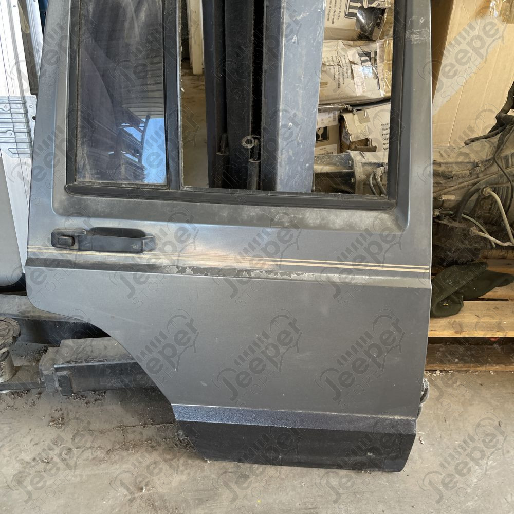 Occasion : Porte arrière droite grise pour Jeep Cherokee XJ (1984-1996)