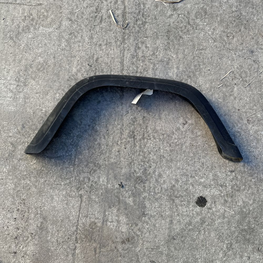 Occasion : Elargisseur aile arrière gauche pour Jeep Wrangler YJ (1987-1995)