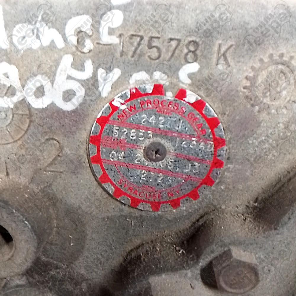 Occasion : Boîte de transfert NP242 fonctionnelle / 23 dents / ratio : 2,72 pour Jeep Cherokee Liberty KJ