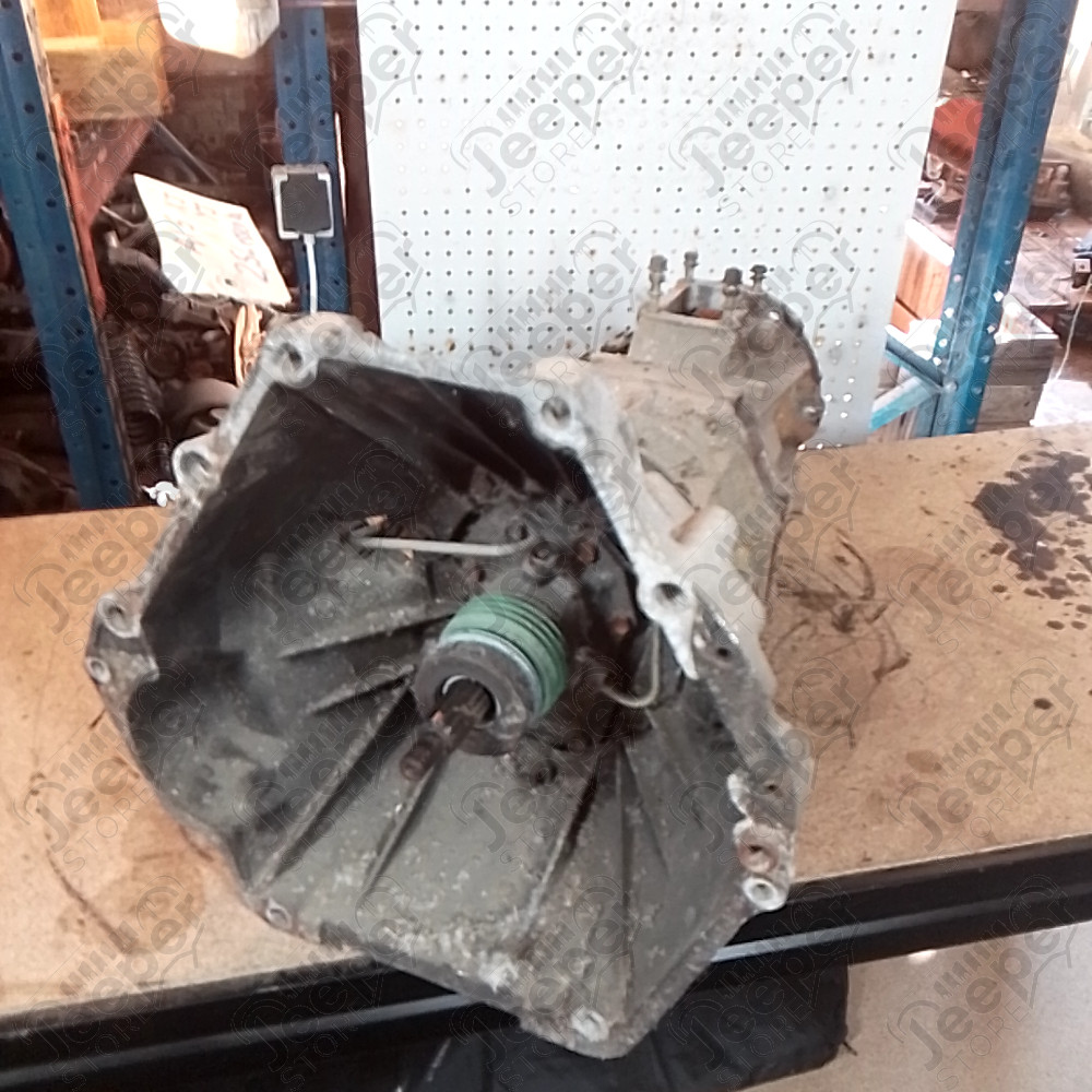 Occasion : Boîte de vitesse manuelle AX5 à refaire / 2,5L essence pour Jeep YJ, TJ, XJ