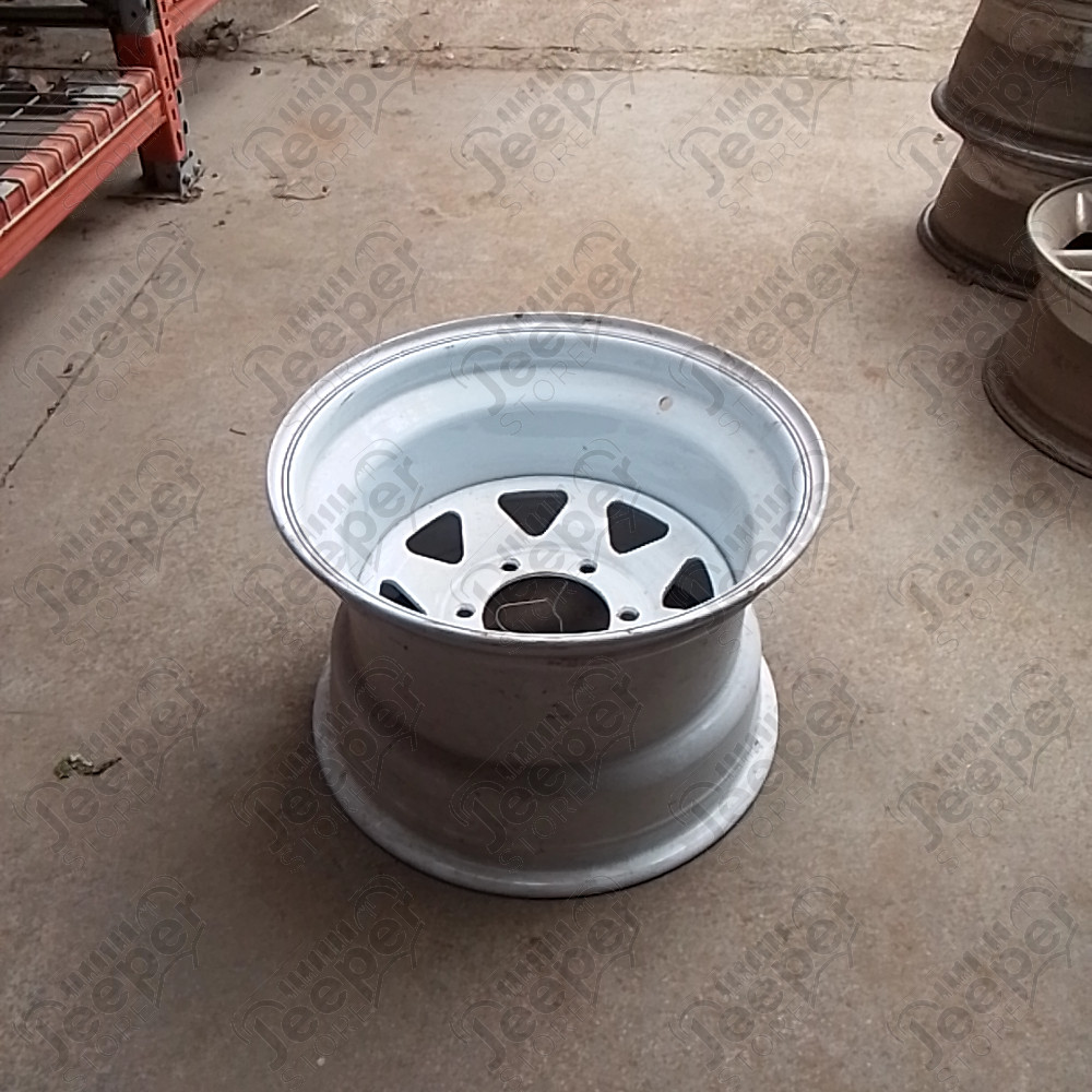 Occasion : Jante acier 6x139,7 - 10x15 pour Jeep FC170, FC150, J20, J10, J4000, J3000, J2000