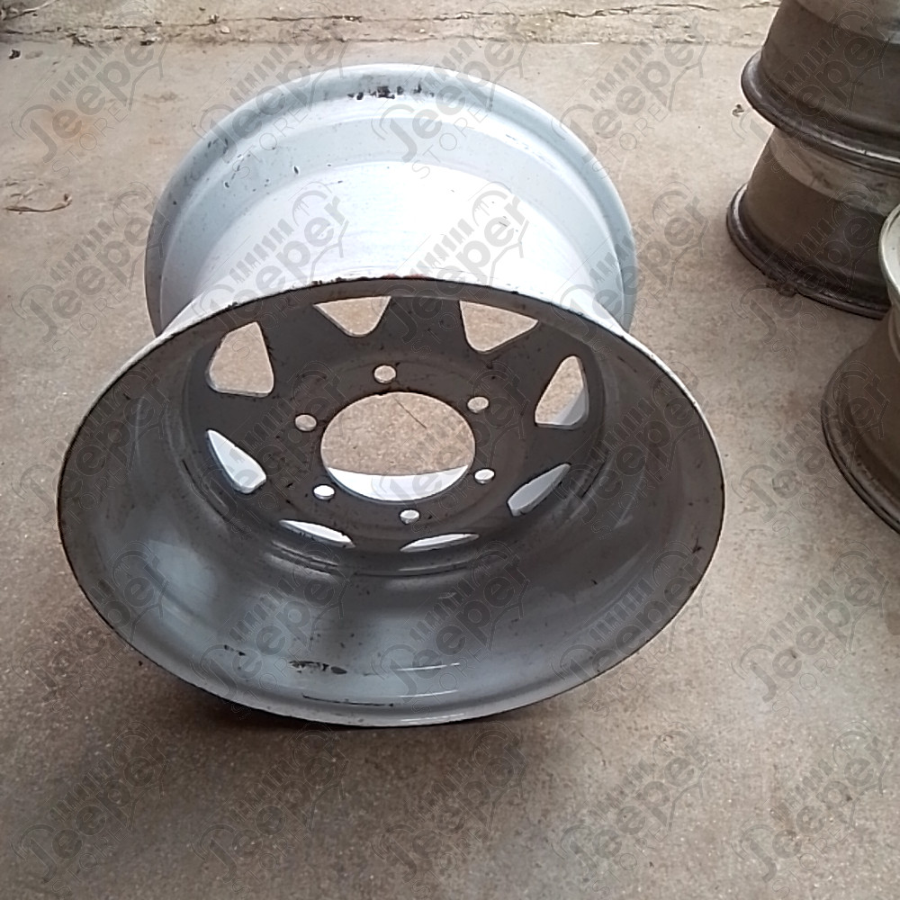 Occasion : Jante acier 6x139,7 - 10x15 pour Jeep FC170, FC150, J20, J10, J4000, J3000, J2000