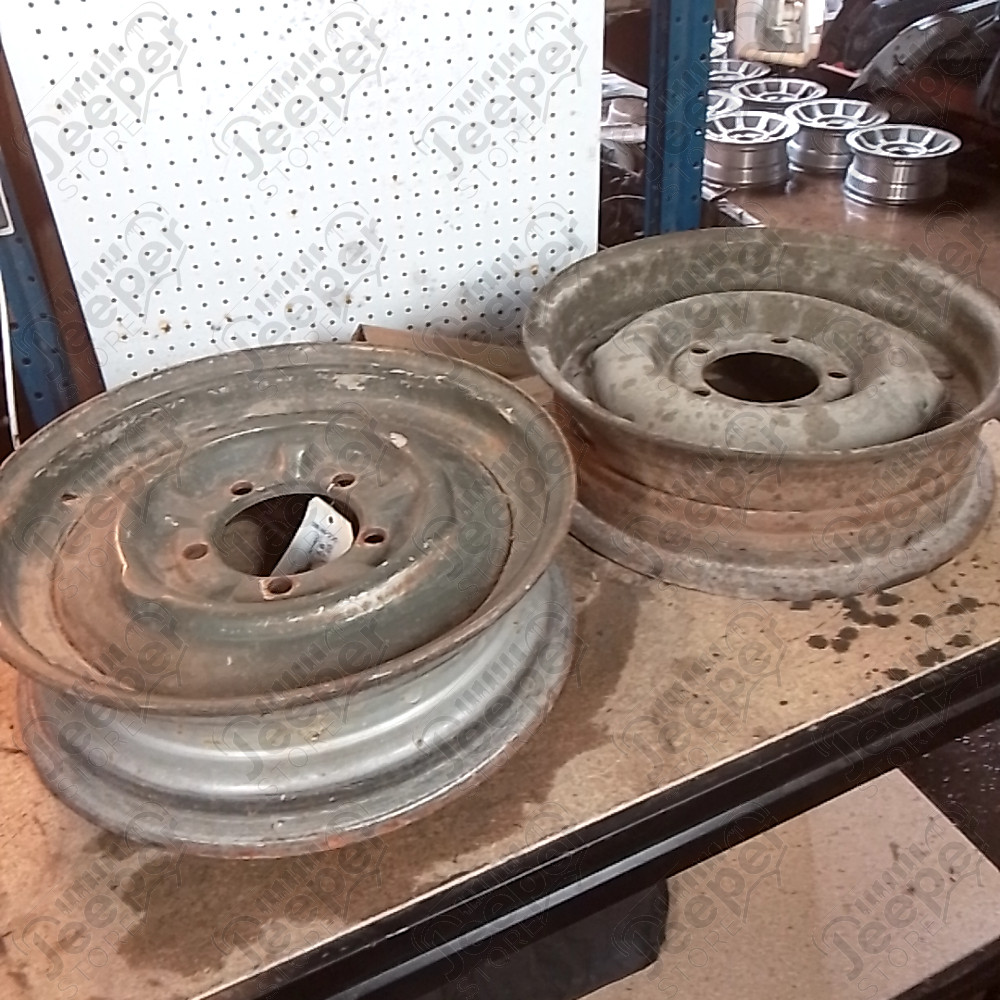Occasion : Jante en acier 5x139,7 - 5x16 pour Jeep C104, C101, WJSW, WJT, VJ3, VJ2, CJ6