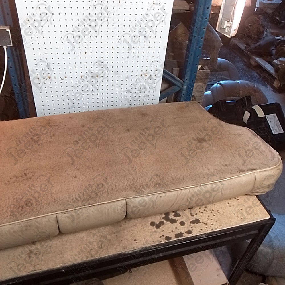 Occasion : Dossier banquette arrière beige en cuir pour Jeep Cherokee XJ