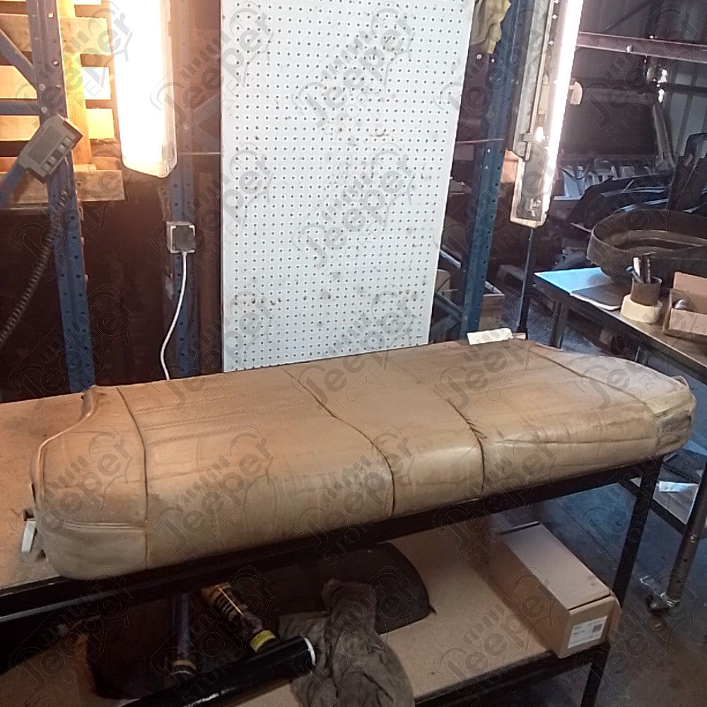 Occasion : Dossier banquette arrière beige en cuir pour Jeep Cherokee XJ