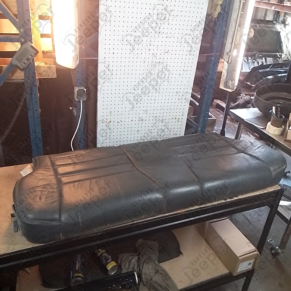 Occasion : Dossier banquette arrière gris en cuir pour Jeep Cherokee XJ