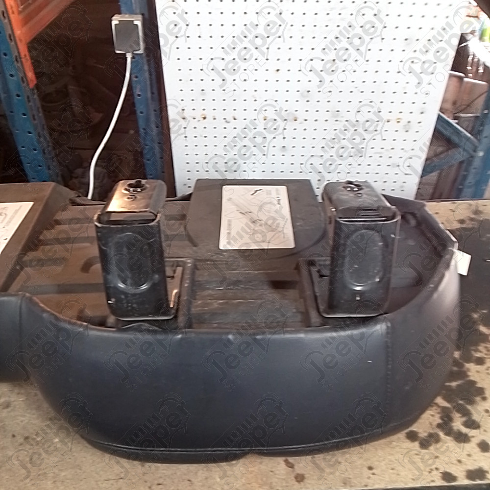 Occasion : Assise 2/3 banquette arrière grise/noire en cuir pour Jeep Grand Cherokee WJ, WG