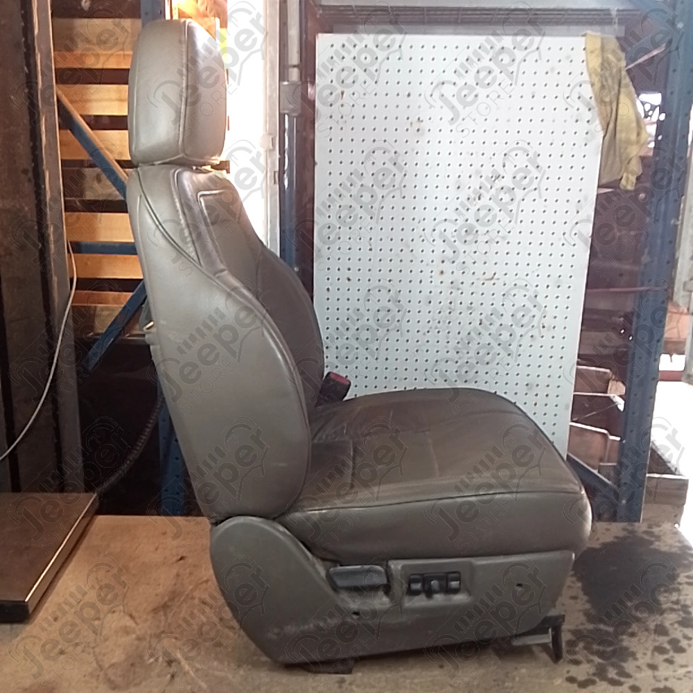 Occasion : Siège passager chocolat en cuir (sans son socle) + appui tête pour Jeep Grand Cherokee ZJ, ZG