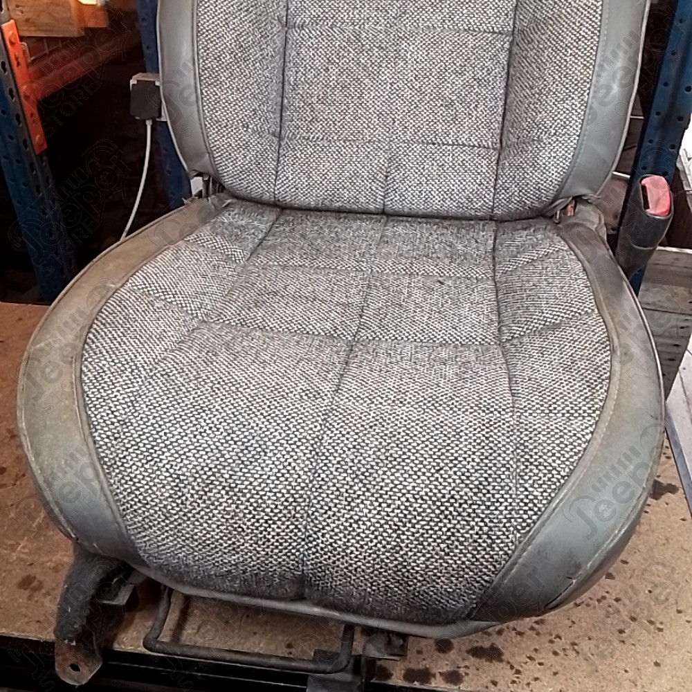 Occasion : Siège passager gris en tissu/cuir (sans son socle) pour Jeep Cherokee XJ