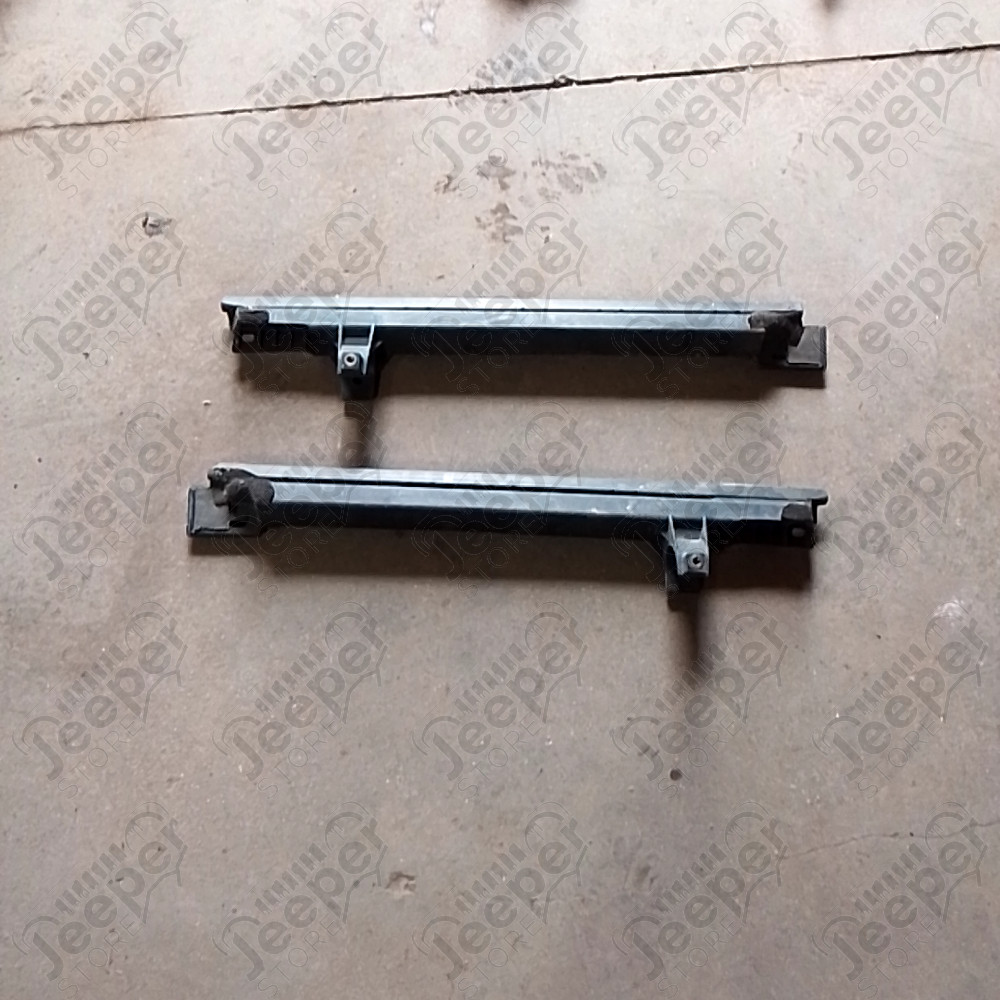Occasion : Bâche incomplète noire sans fenetres pour JK Unlimited 4 portes pour Jeep Wrangler JK