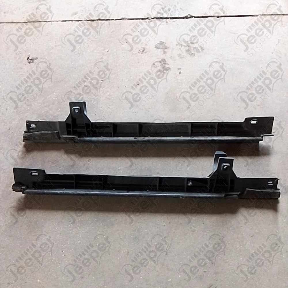 Occasion : Bâche incomplète noire sans fenetres pour JK Unlimited 4 portes pour Jeep Wrangler JK