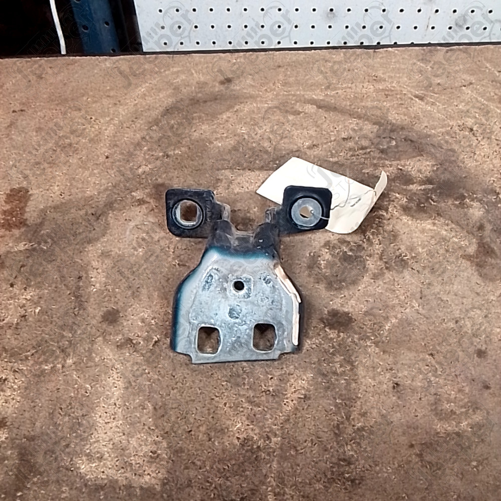 Occasion : Charnière pour porte arrière gauche (haut) pour Jeep Grand Cherokee WJ, WG