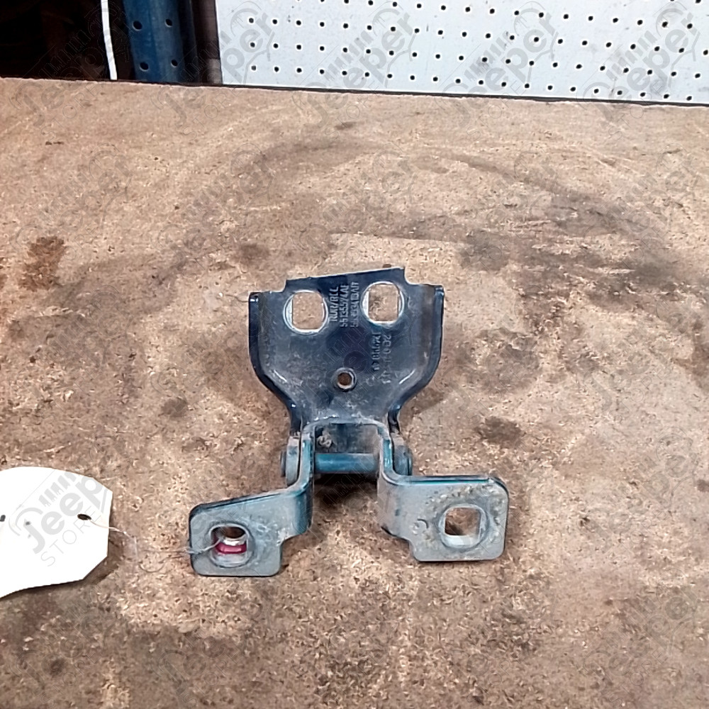 Occasion : Charnière pour porte arrière droit (haut) pour Jeep Grand Cherokee WJ, WG