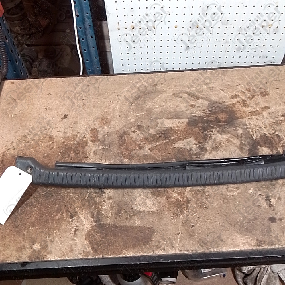 Occasion : Plastique intérieur pour seuil de coffre pour Jeep Grand Cherokee WJ, WG