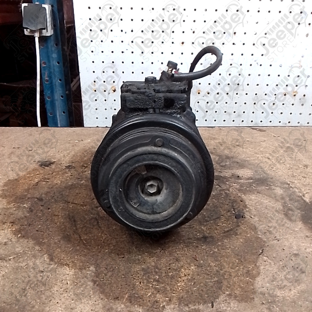 Occasion : Compresseur climatisation pour 2,7L CRD à refaire pour Jeep Grand Cherokee WJ, WG