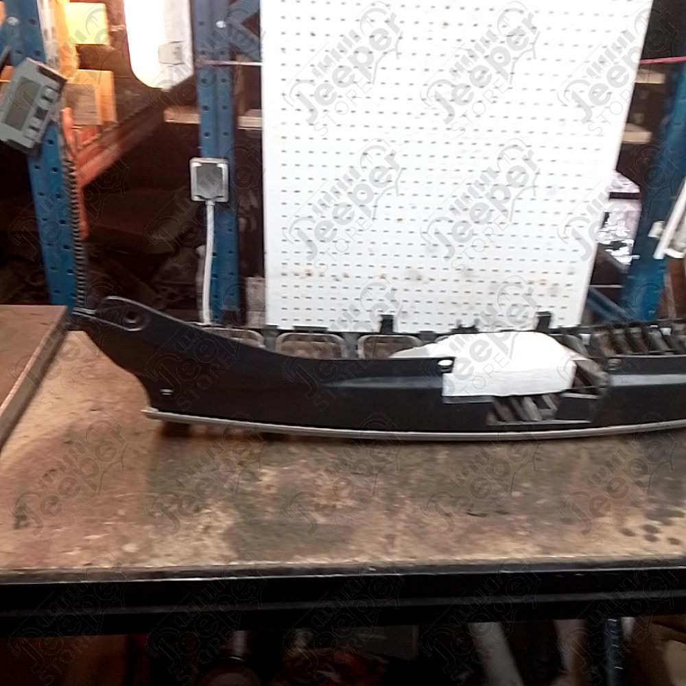 Occasion : Calandre grise pour Jeep Grand Cherokee WH, WK