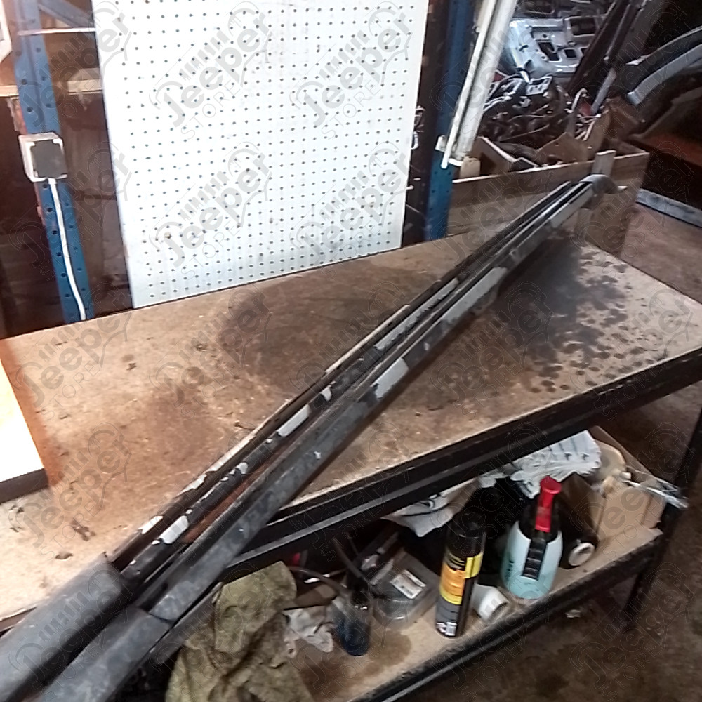 Occasion : Kit barres de toit d'origine (gauche + droit) ( à refaire) pour Jeep Grand Cherokee WJ, WG