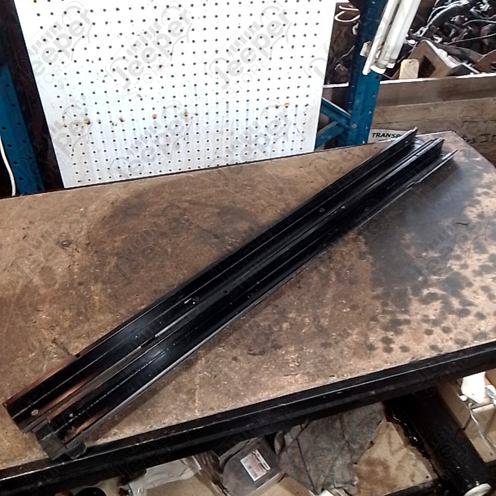 Occasion : Barre de tour de caisse pour bâche (gauche + droit) pour Jeep Wrangler YJ