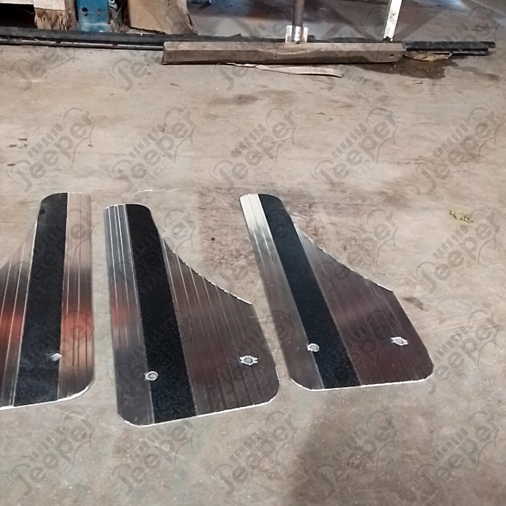 Occasion : Kit de plateaux de marche pied en aluminium avec bande anti dérapante + kit de bavettes pour Jeep divers