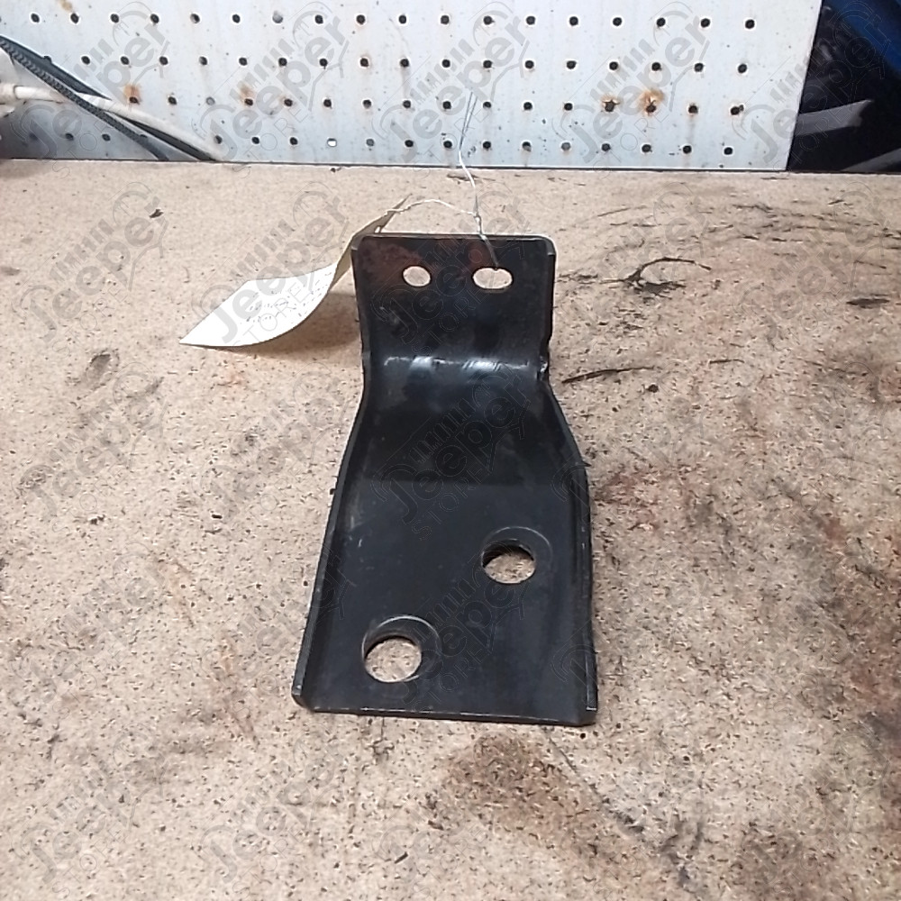 Occasion : Fixation pare choc arrière droit ou gauche (à vérifier) pour Jeep Wrangler JK