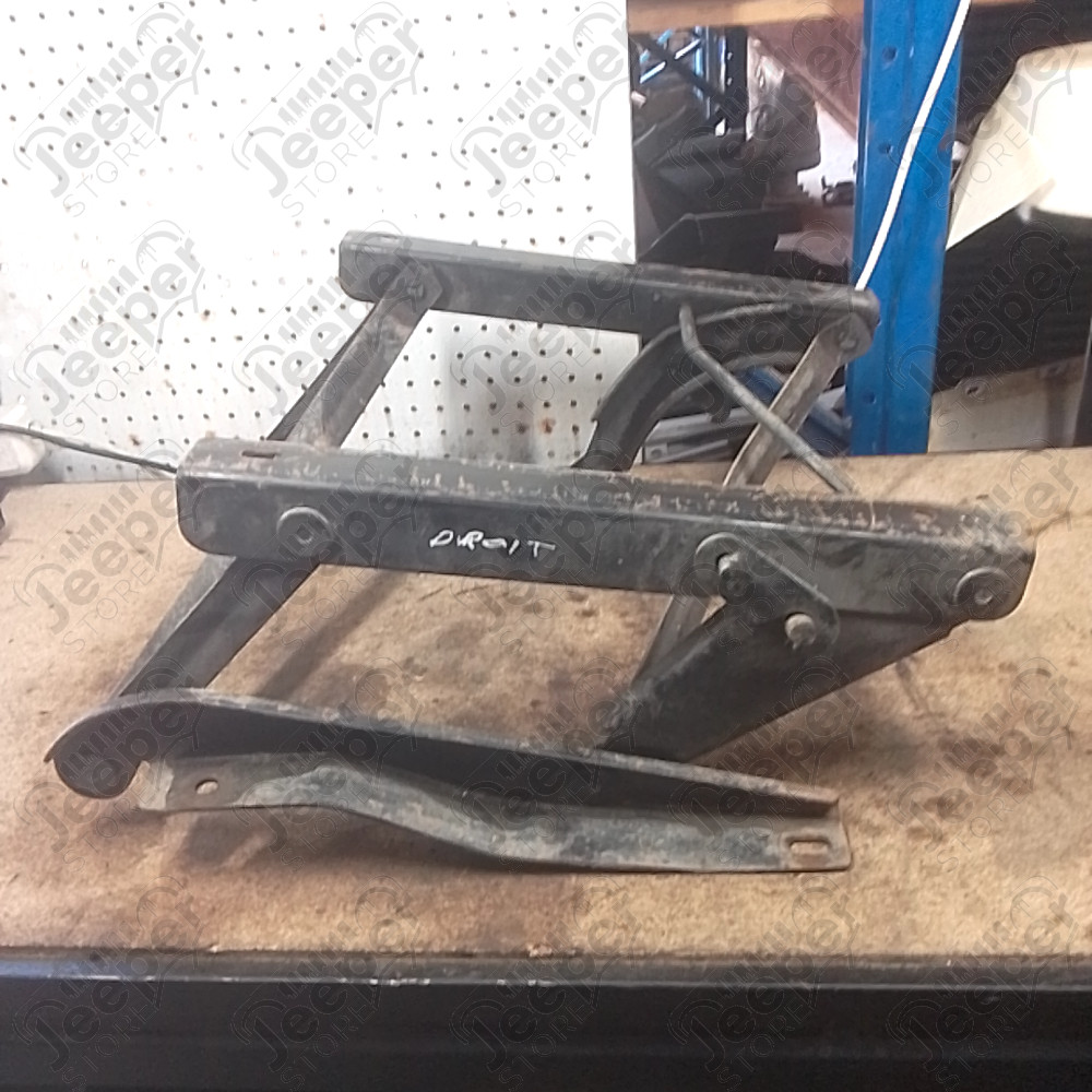 Occasion : Socle de siège avant droit pour Jeep CJ7, CJ8, YJ