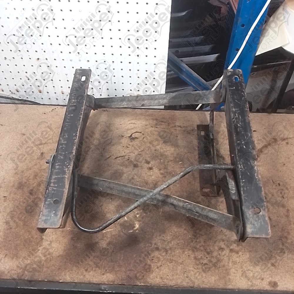 Occasion : Socle de siège avant droit pour Jeep CJ7, CJ8, YJ