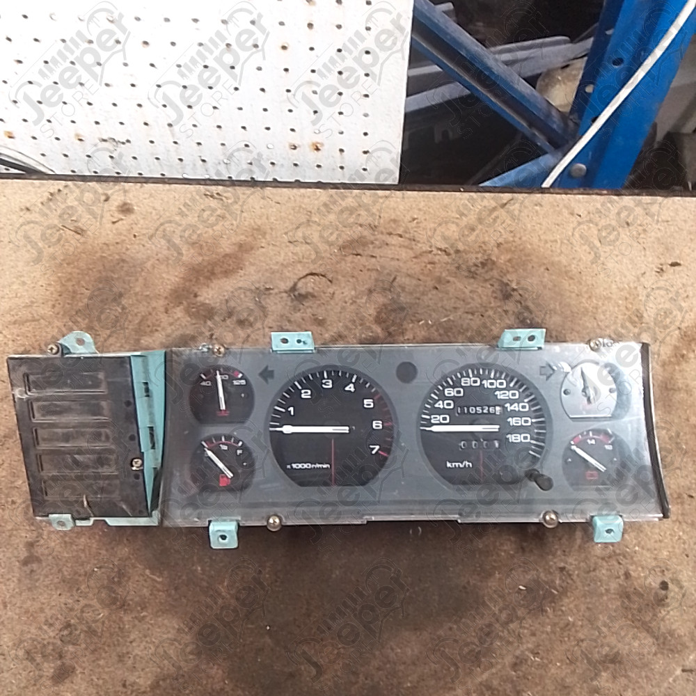 Occasion : Compteur essence pour Jeep MJ, XJ