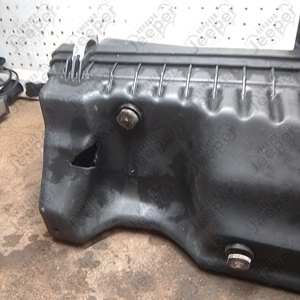 Occasion : Boîte à air pour 4.0L essence (dessous cassé) pour Jeep Cherokee XJ