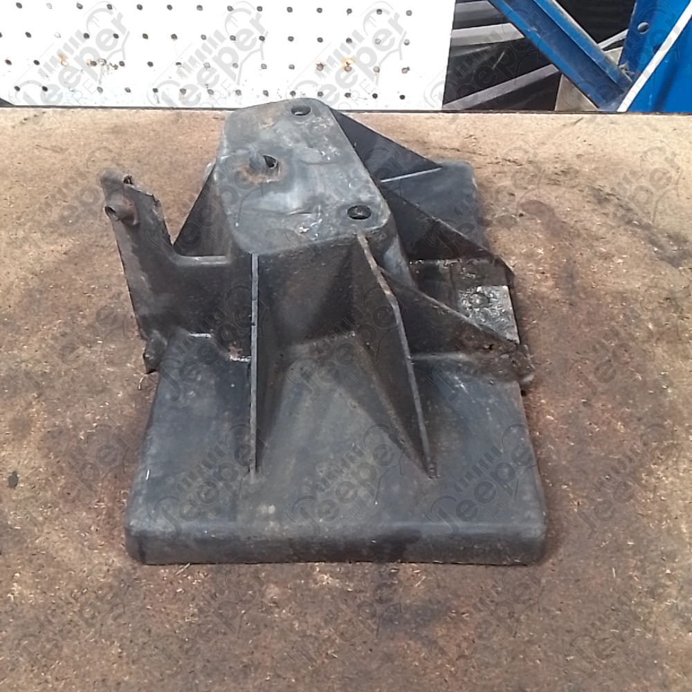 Occasion : Support de batterie (?) pour Jeep divers