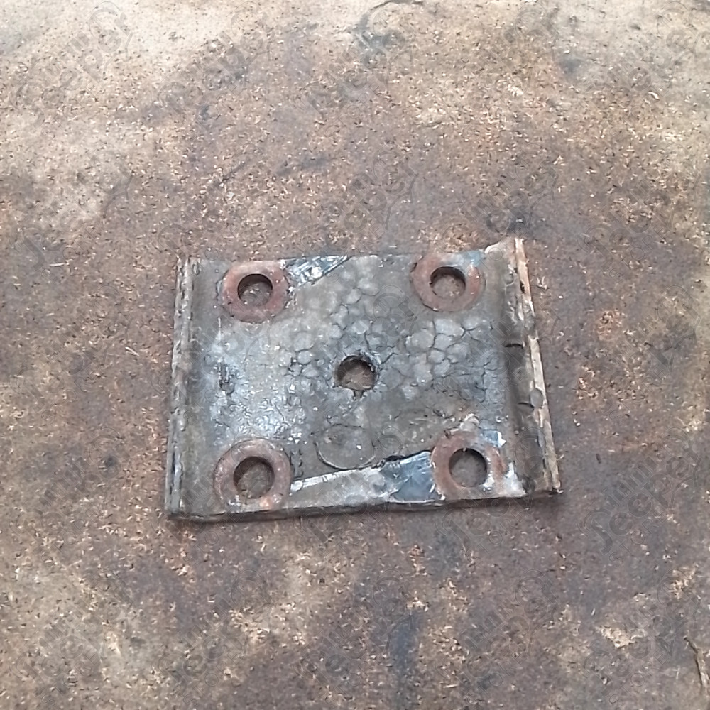 Occasion : Fixation de lame sur pont arrière pour Jeep Wrangler YJ