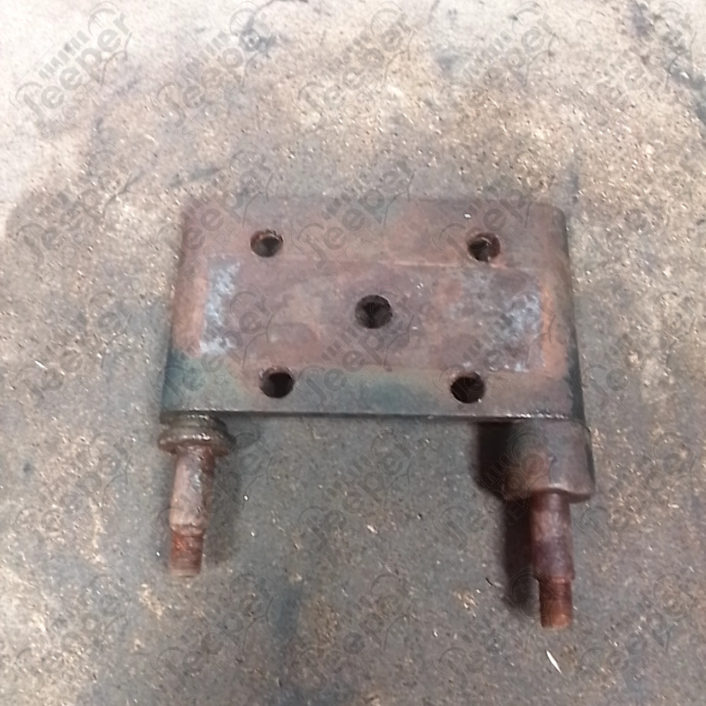 Occasion : Fixation de lame sur pont avant droit pour Jeep CJ5, CJ7, CJ8