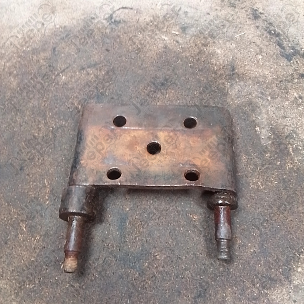 Occasion : Fixation de lame sur pont avant gauche pour Jeep CJ5, CJ7, CJ8