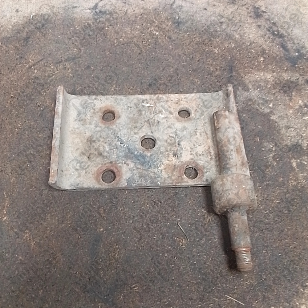 Occasion : Fixation de lame sur pont avant gauche modifiée pour Jeep CJ5, CJ7, CJ8