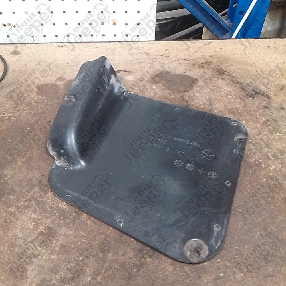 Occasion : Bavettes avant gauche pare chocs origine Europe pour Jeep Wrangler JK