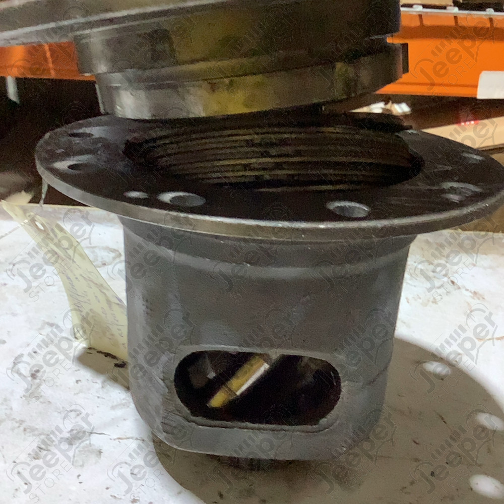 Occasion : Cage de différentiel arrière dana 44 avec varie lock. Disques en bon état. A refermer pièces manquantes. Pour ratio 3.73 et + pour Jeep Grand Cherokee WJ, WG