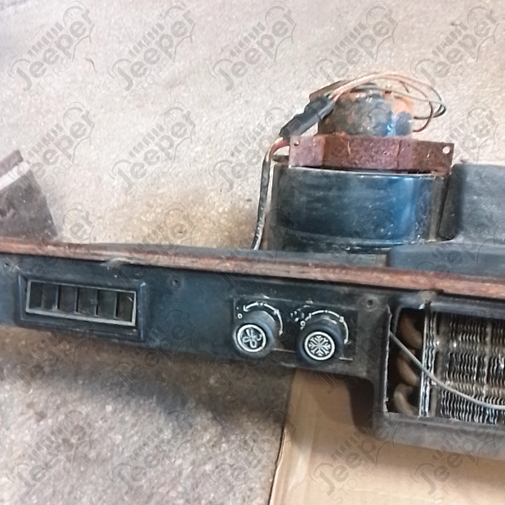 Occasion : Commande de ventilation intérieure en option (sous tableau de bord) (incomplète) pour Jeep Wrangler YJ