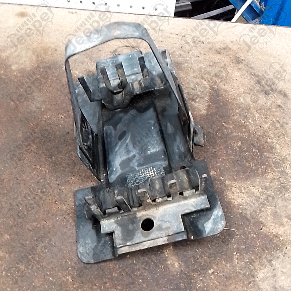 Occasion : Fixation de cric d'origine sur aile droite pour Jeep Wrangler YJ