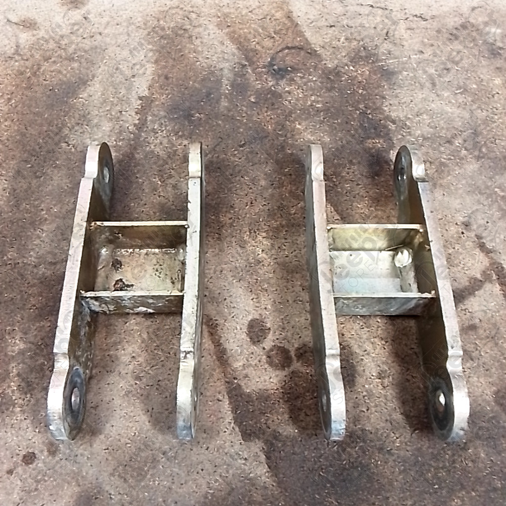 Occasion : 2 jumelles avant renforcées largueur : 6,5 cm / entraxe : 16cm pour Jeep CJ5, CJ7, CJ8