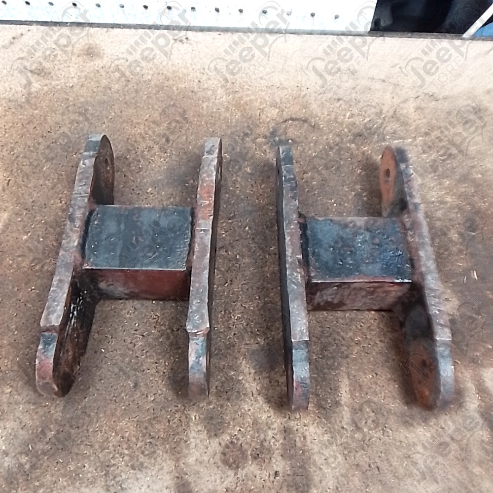 Occasion : 2 jumelles avant ou arrière renforcées largueur : 7,5 cm / entraxe : 15cm pour Jeep CJ7, CJ8, YJ