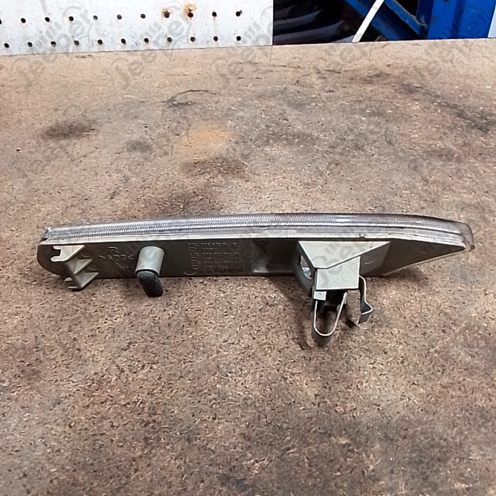 Occasion : Clignotant avant droit pour Porsche Boxster 986 2.5L essence phase 1 