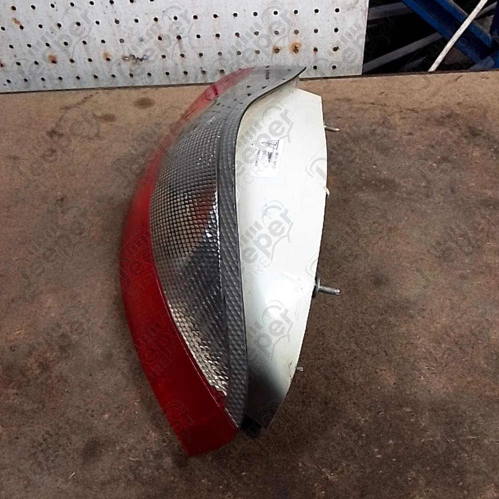 Occasion : Feu arrière gauche pour Porsche Boxster 986 2.5L essence phase 1 