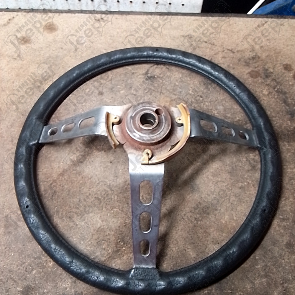 Occasion : Volant origine cuir noir / acier pour Jeep CJ7, CJ8, YJ, MJ, XJ