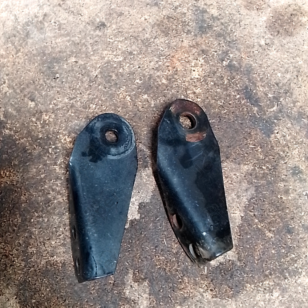 Occasion : Fixations diverses (lot de 4) pour Jeep divers