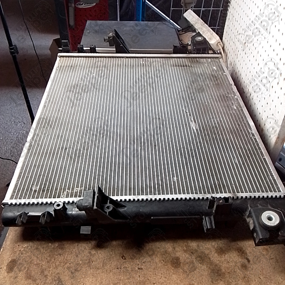 Occasion : Radiateur moteur 2.8L CRD (choc) pour Jeep Wrangler JK