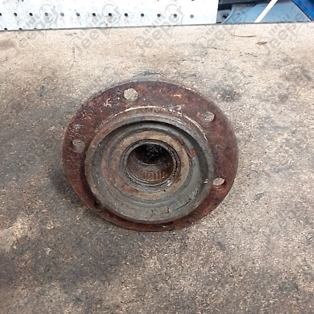 Occasion : Moyeu nu avant / longueur : 13 cm pour Jeep CJ5, CJ7