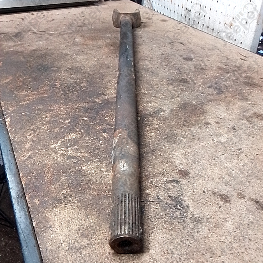 Occasion : Arbre de roue avant gauche (partie interne) / longueur : 75 cm pour Jeep CJ7
